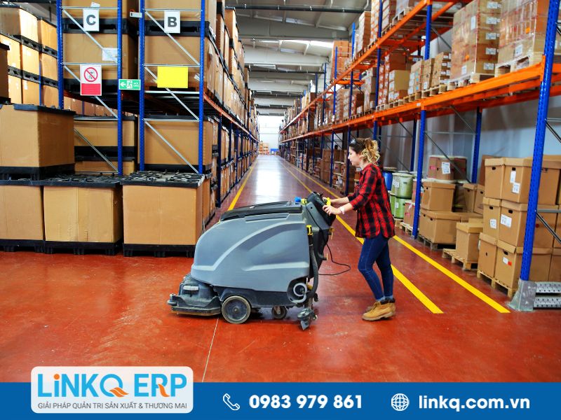 Giữ gìn kho vật tư luôn sạch sẽ và ngăn nắp