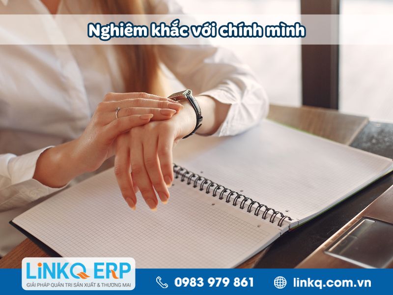 Nghiêm khắc với chính mình